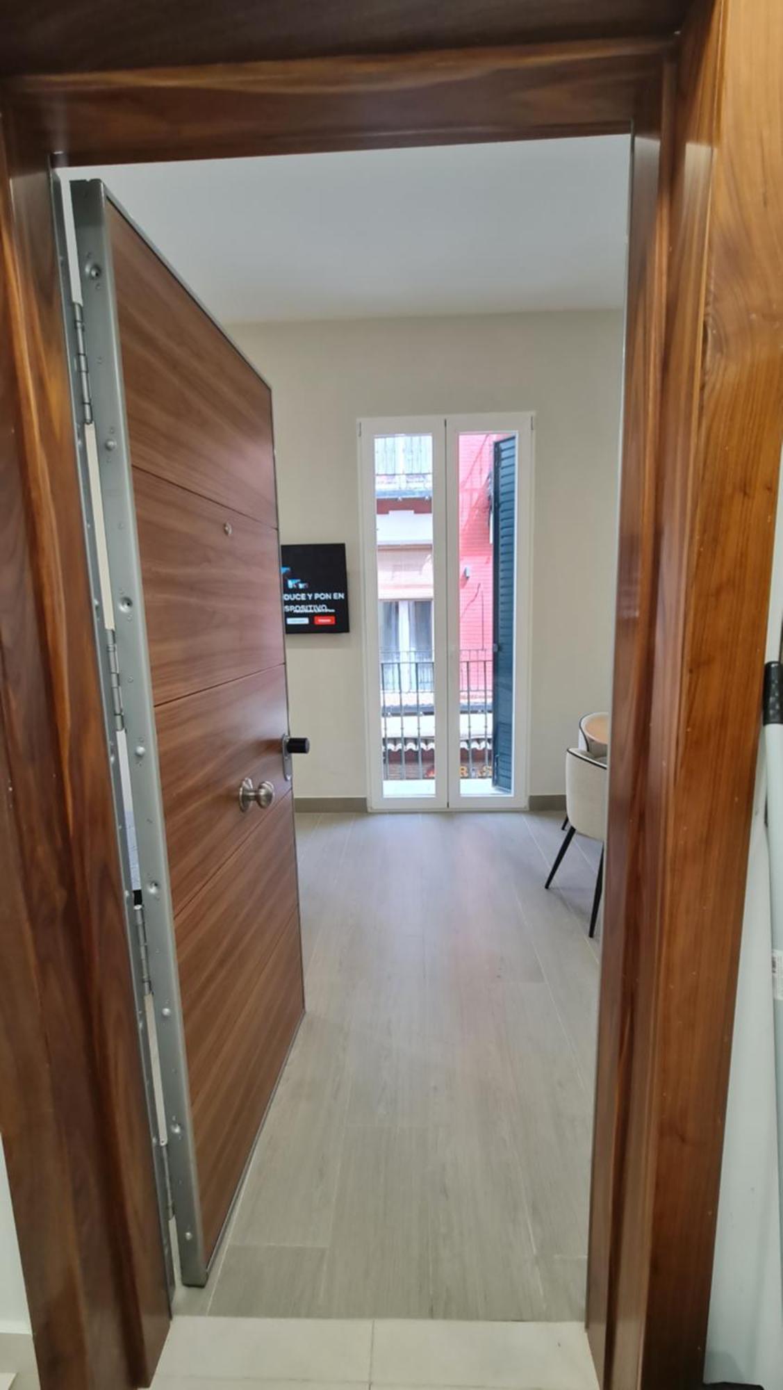 דירות גרנדה Navas 101 Cosmopolitan Loft מראה חיצוני תמונה