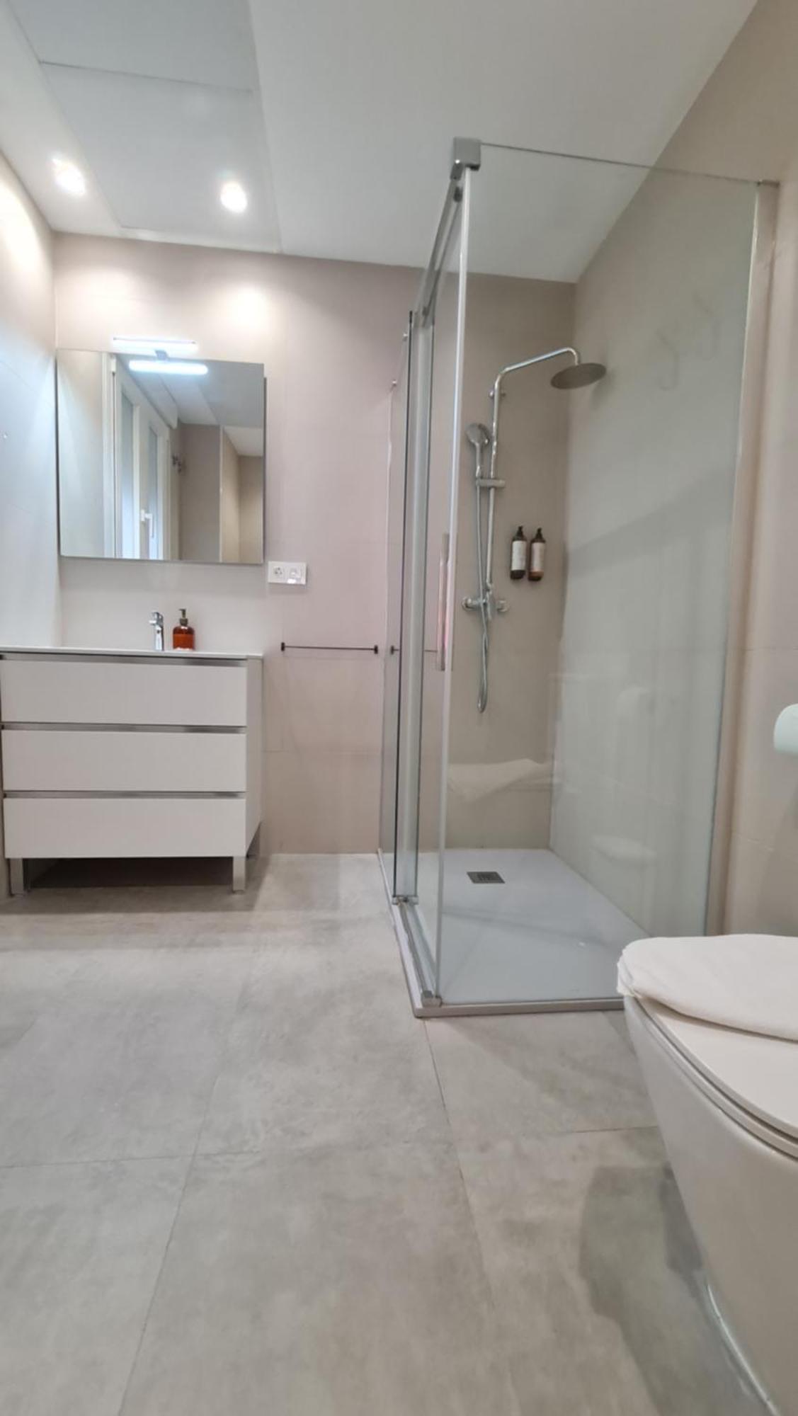 דירות גרנדה Navas 101 Cosmopolitan Loft מראה חיצוני תמונה