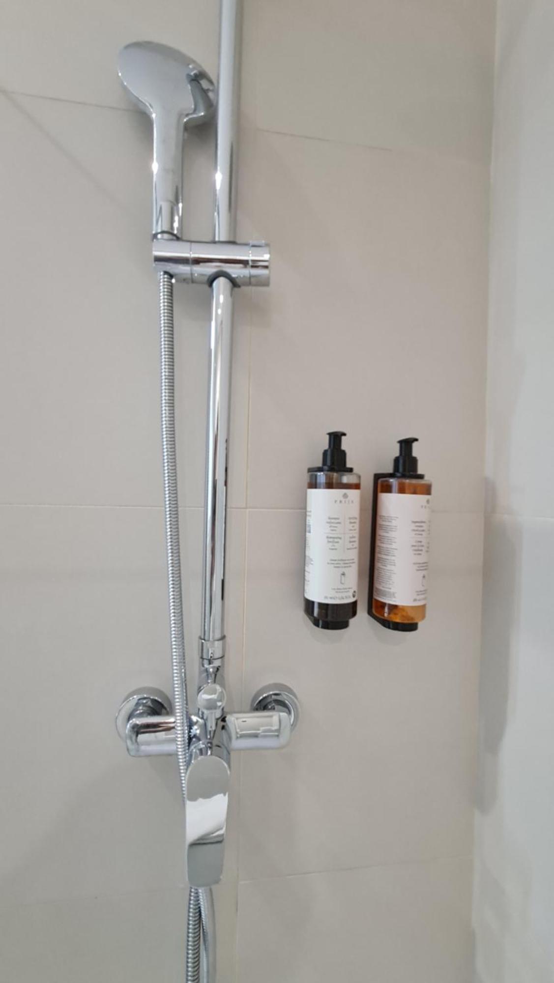 דירות גרנדה Navas 101 Cosmopolitan Loft מראה חיצוני תמונה